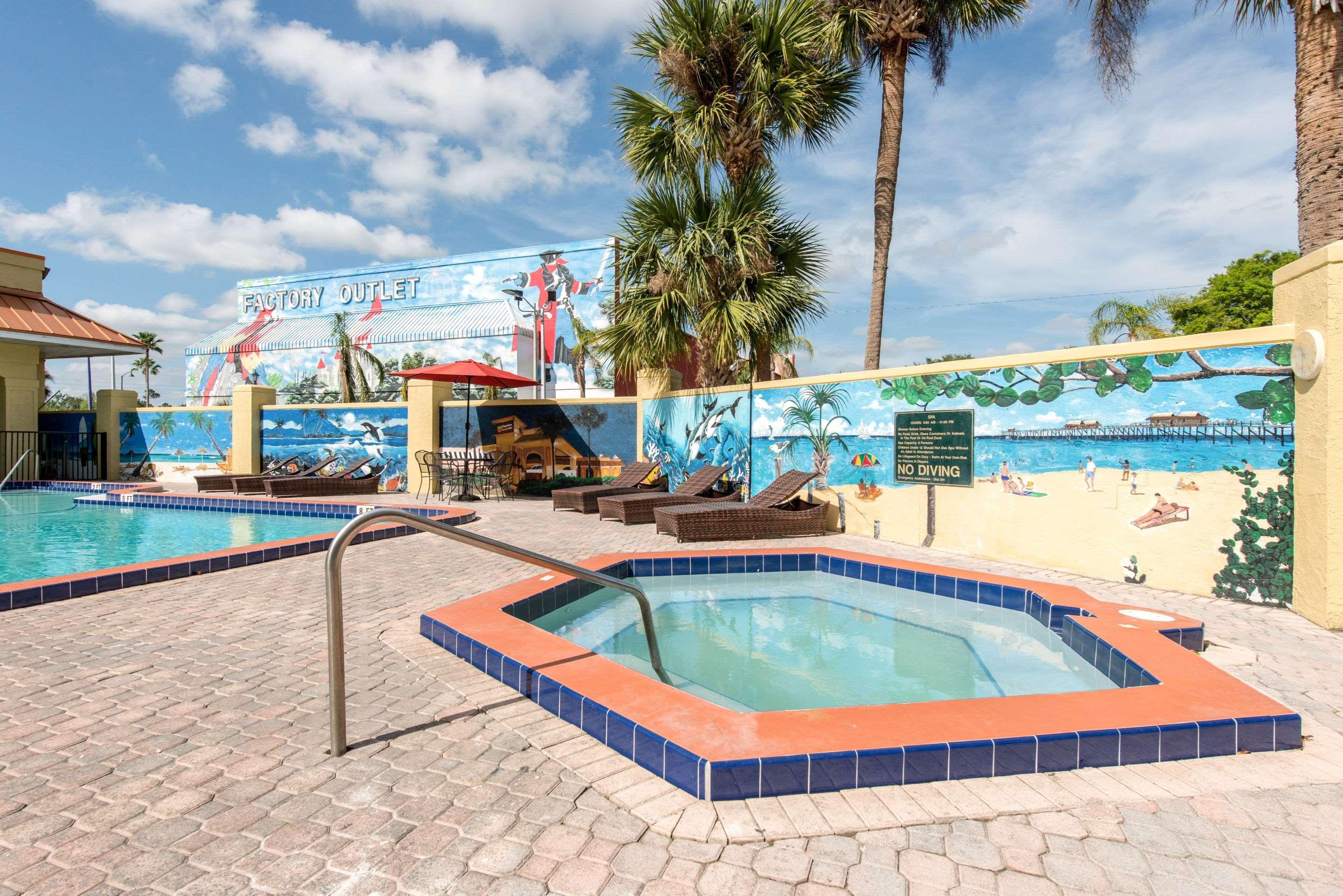 Clarion Inn & Suites Kissimmee-Lake Buena Vista South מראה חיצוני תמונה