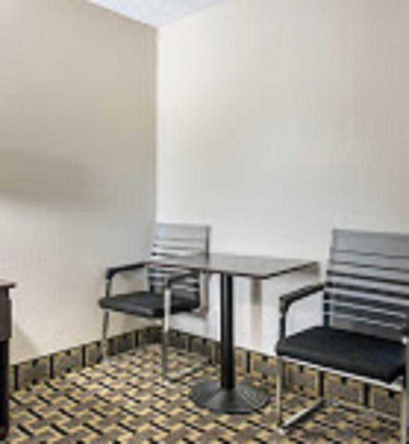 Clarion Inn & Suites Kissimmee-Lake Buena Vista South מראה חיצוני תמונה